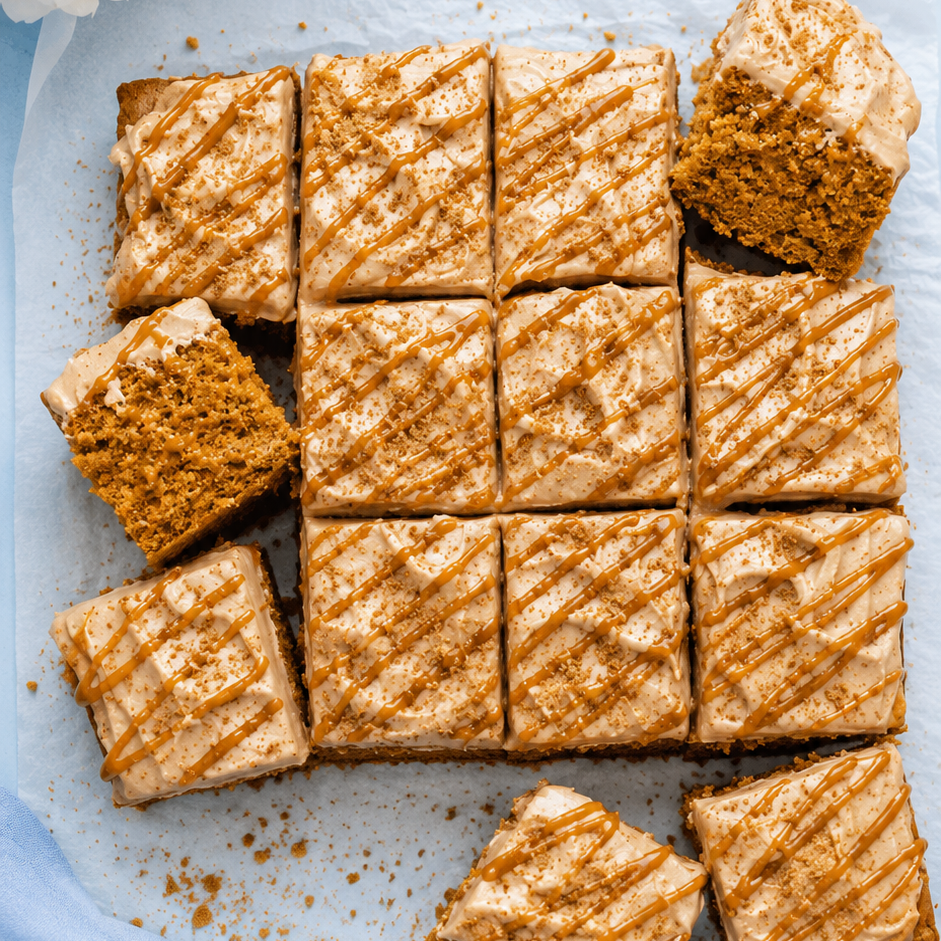Caramel Cookie Butter Cake Slice